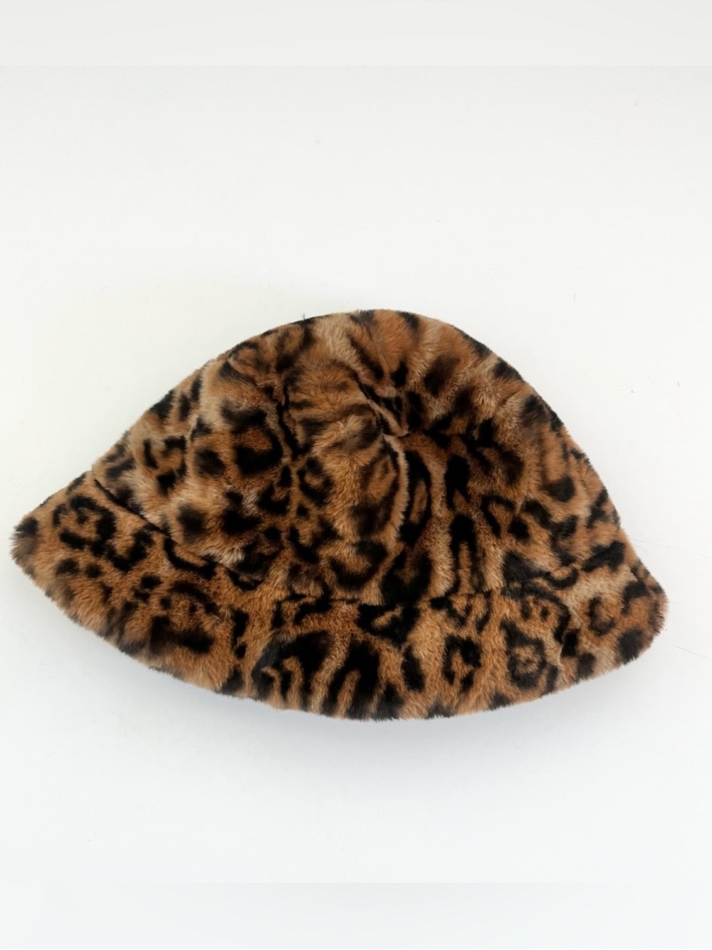 APPARIS Cheetah Bucket Hat